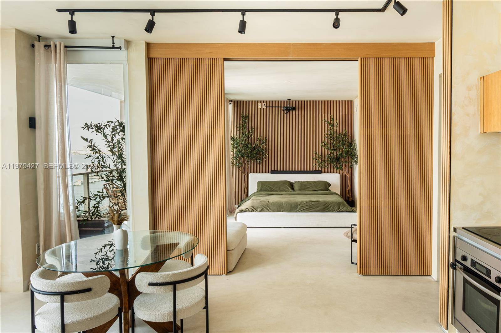 1040 Biscayne BlvdMiami - Condo/Co-Op/Annual,Condo condo unit Apt 2905 - picture