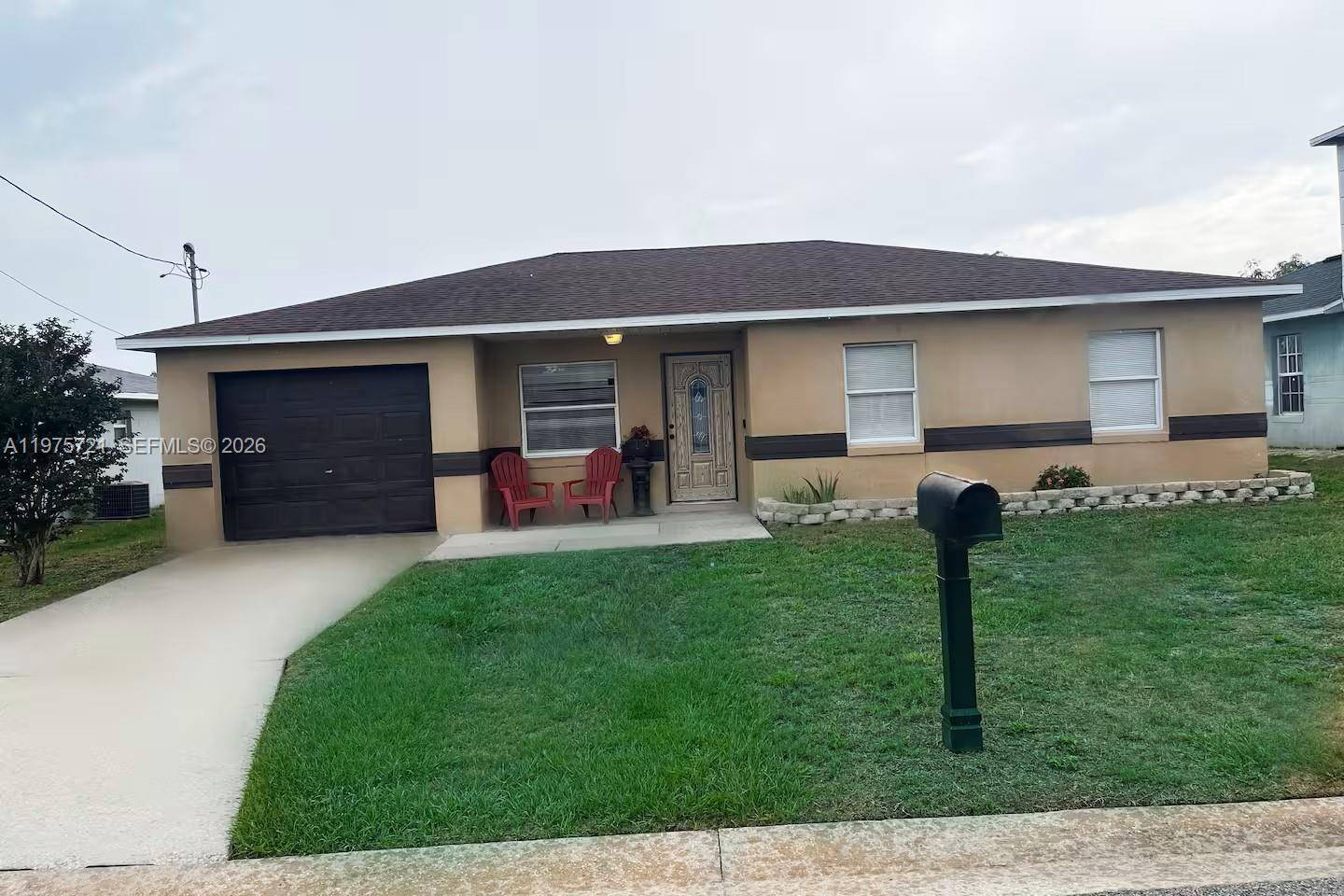 404 Red Hawk LoopWinter Haven - picture