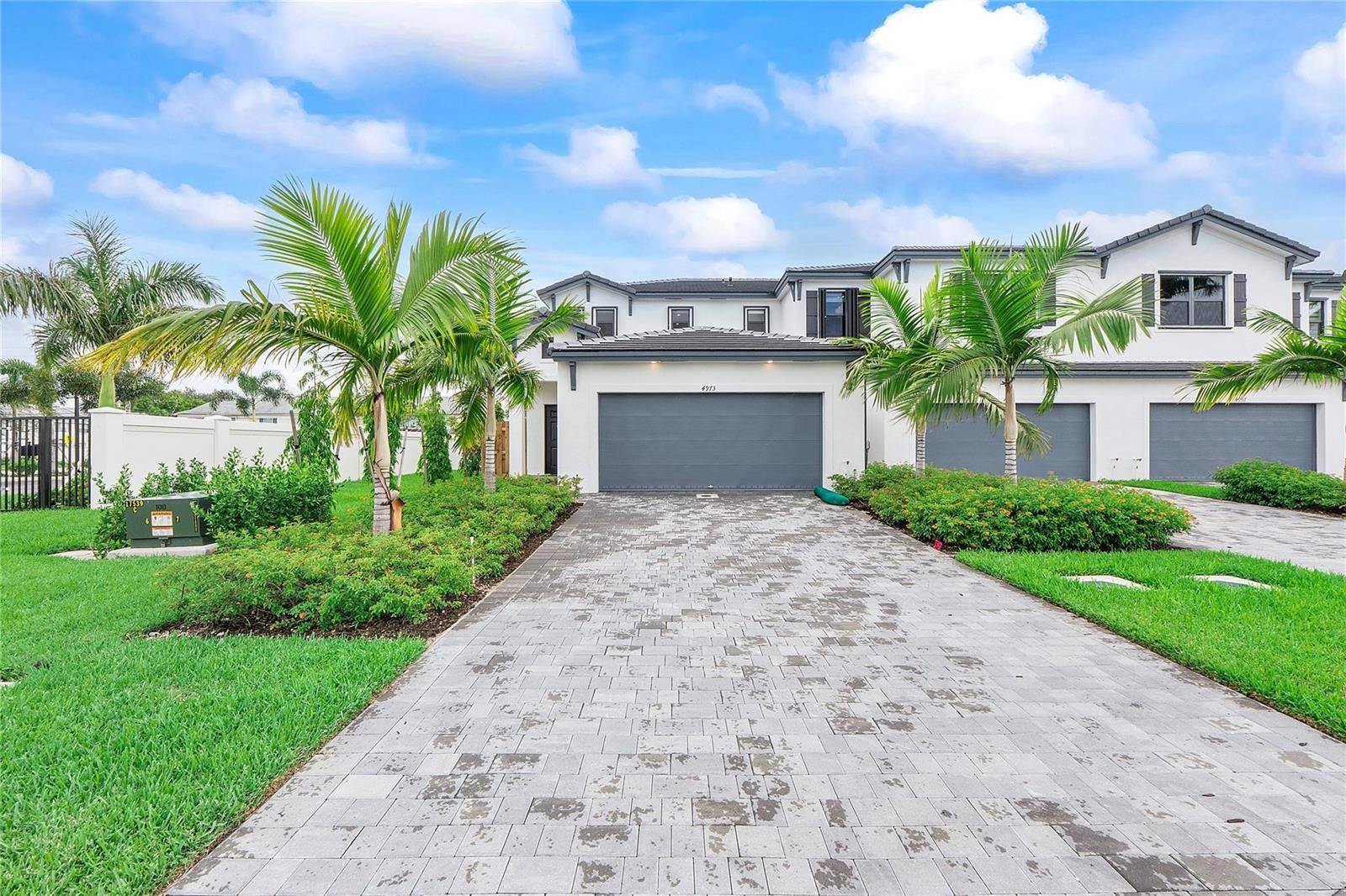 4973 OakmontDania Beach - Townhouse condo unit 1 - picture