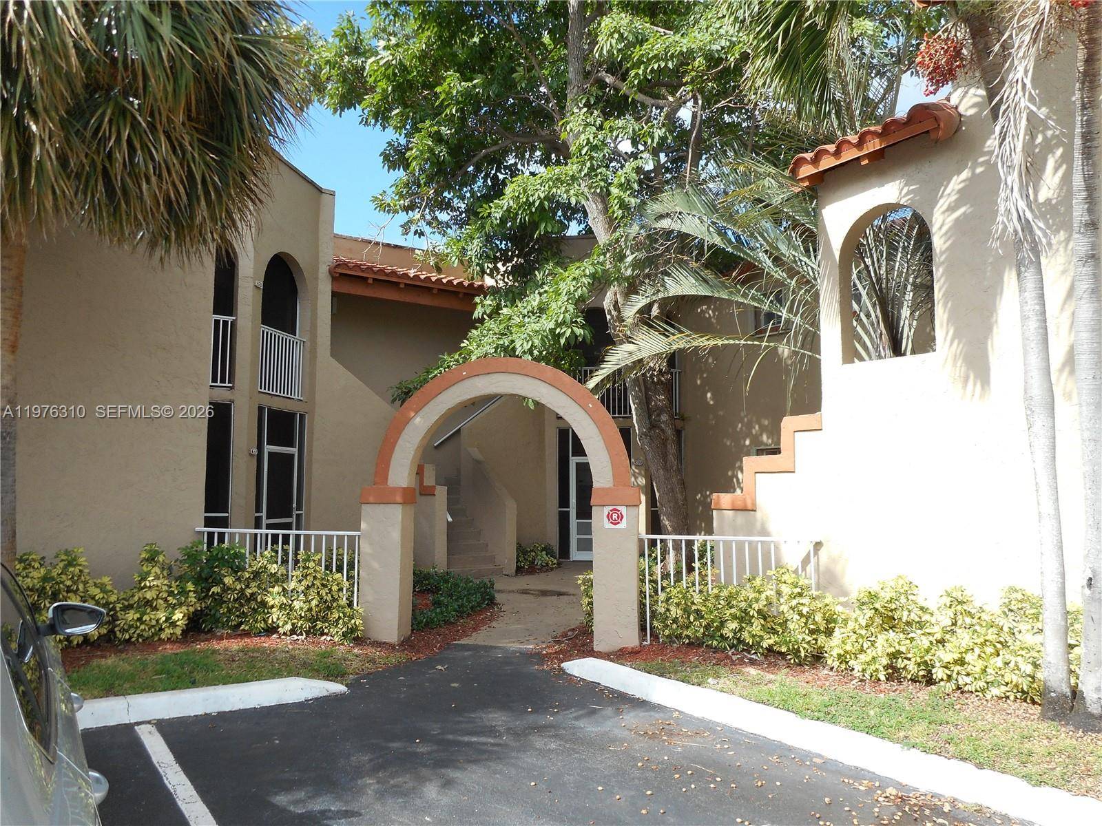 301 SW 86th AvePembroke Pines - Condo 1-4 Stories,Condo condo unit 102 - picture