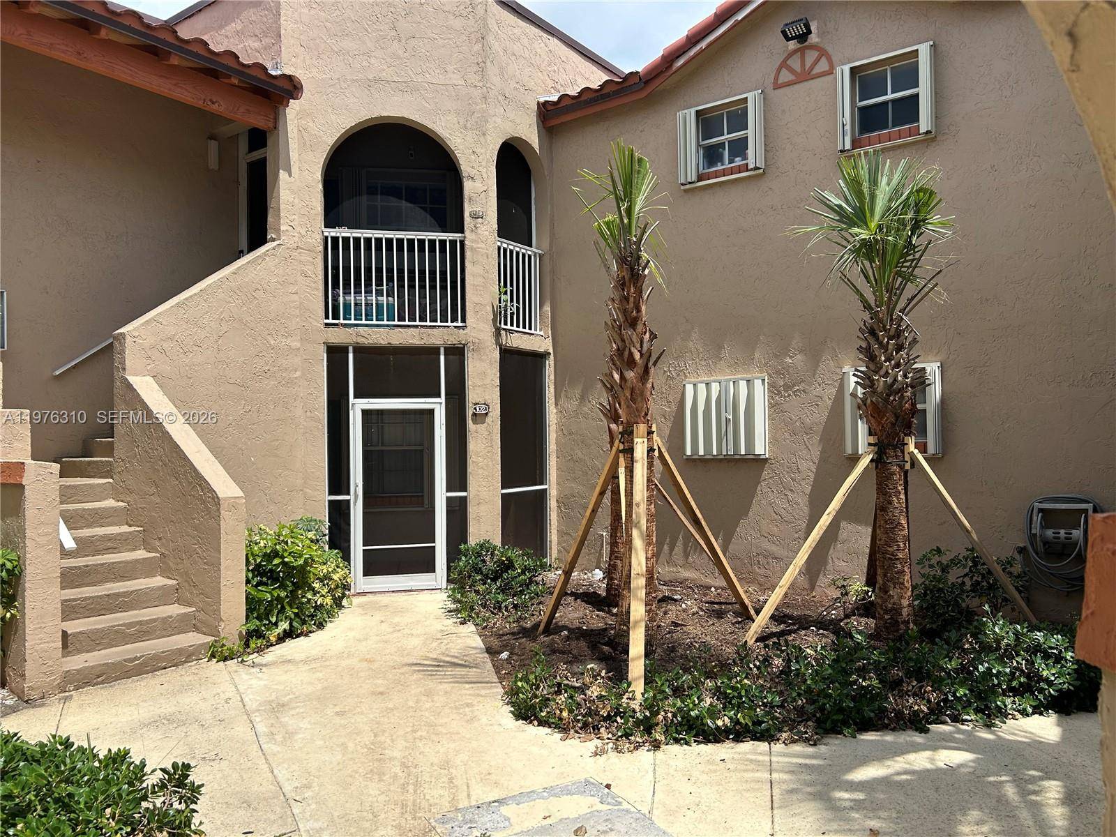 301 SW 86th AvePembroke Pines - WINDMILL LAKES III CONDO condo unit 102 - picture