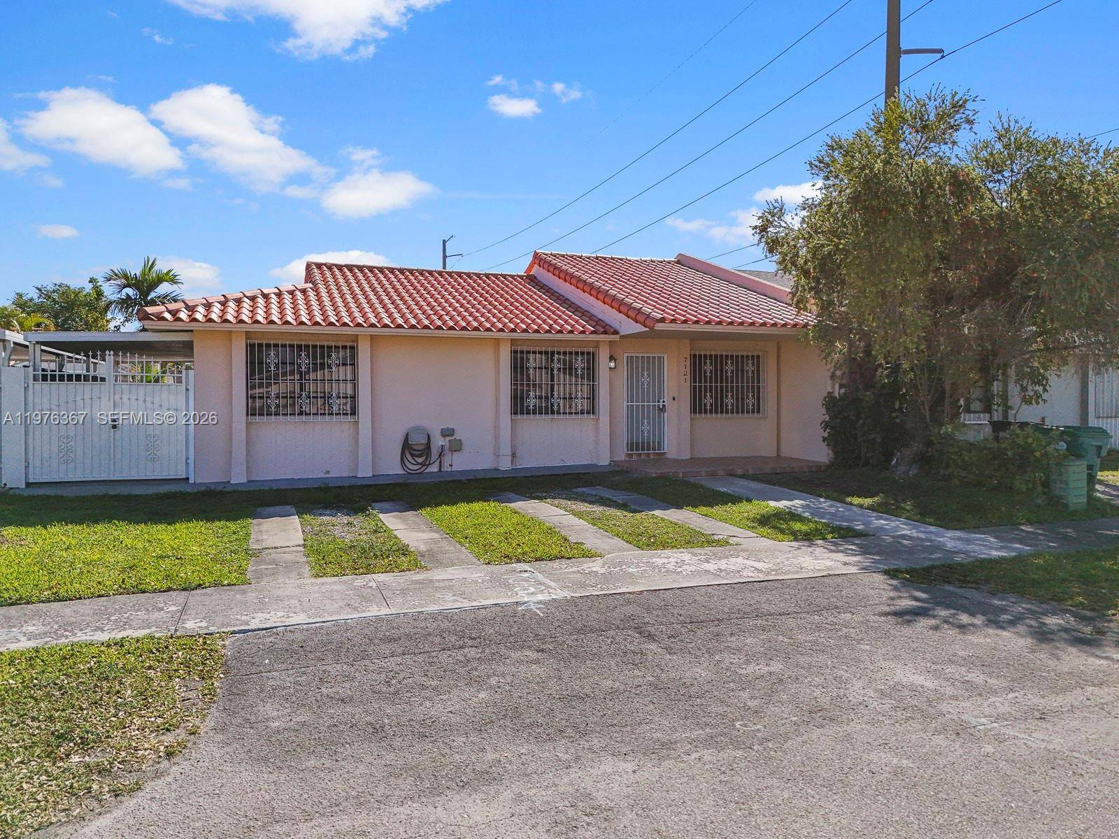 7121 SW 102nd CtMiami - picture