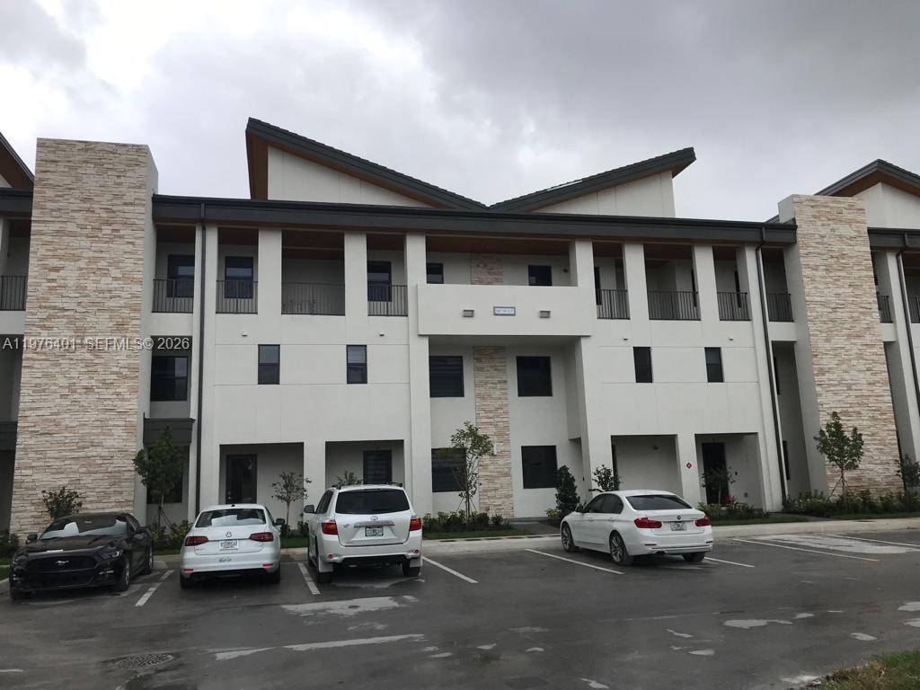 10431 NW 82nd StDoral - Condo 1-4 Stories,Condo condo unit 5 - picture