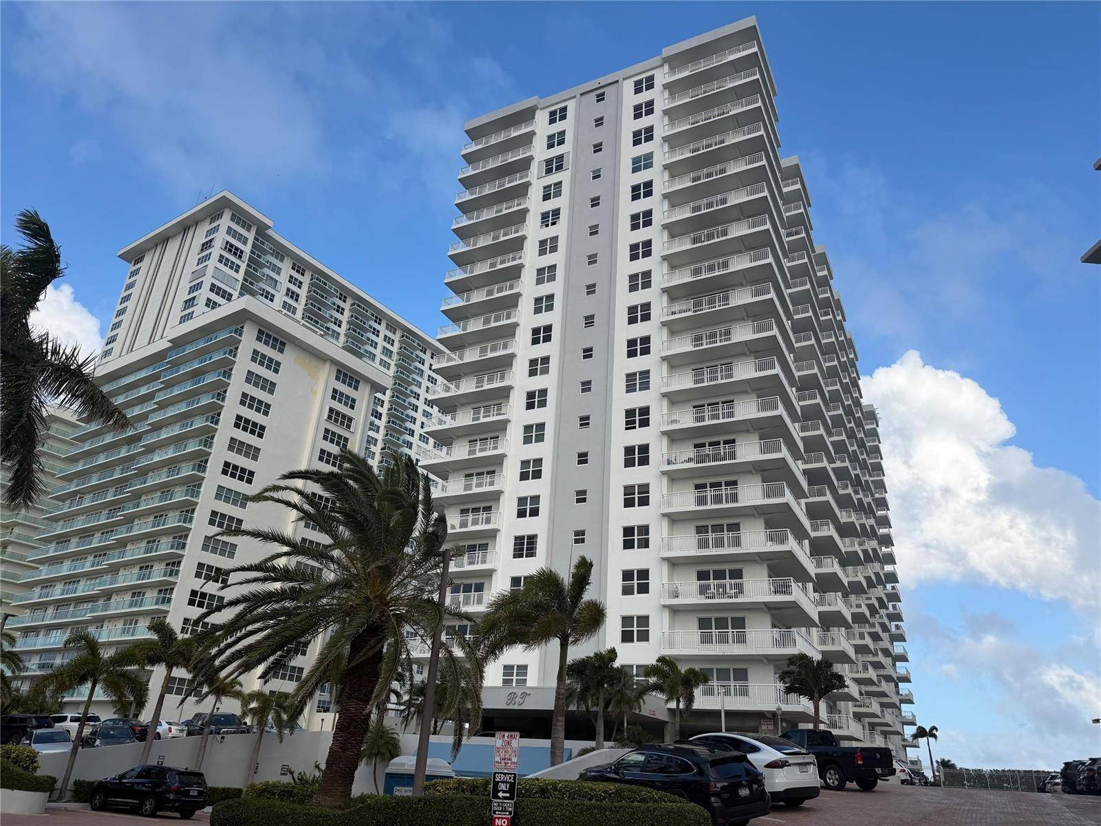 3850 Galt OceanFort Lauderdale - Condo condo unit 210 - picture