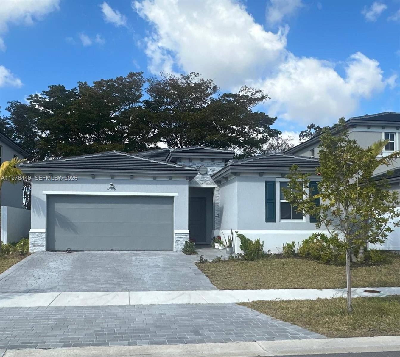 18576 SW 136th CtMiami - picture