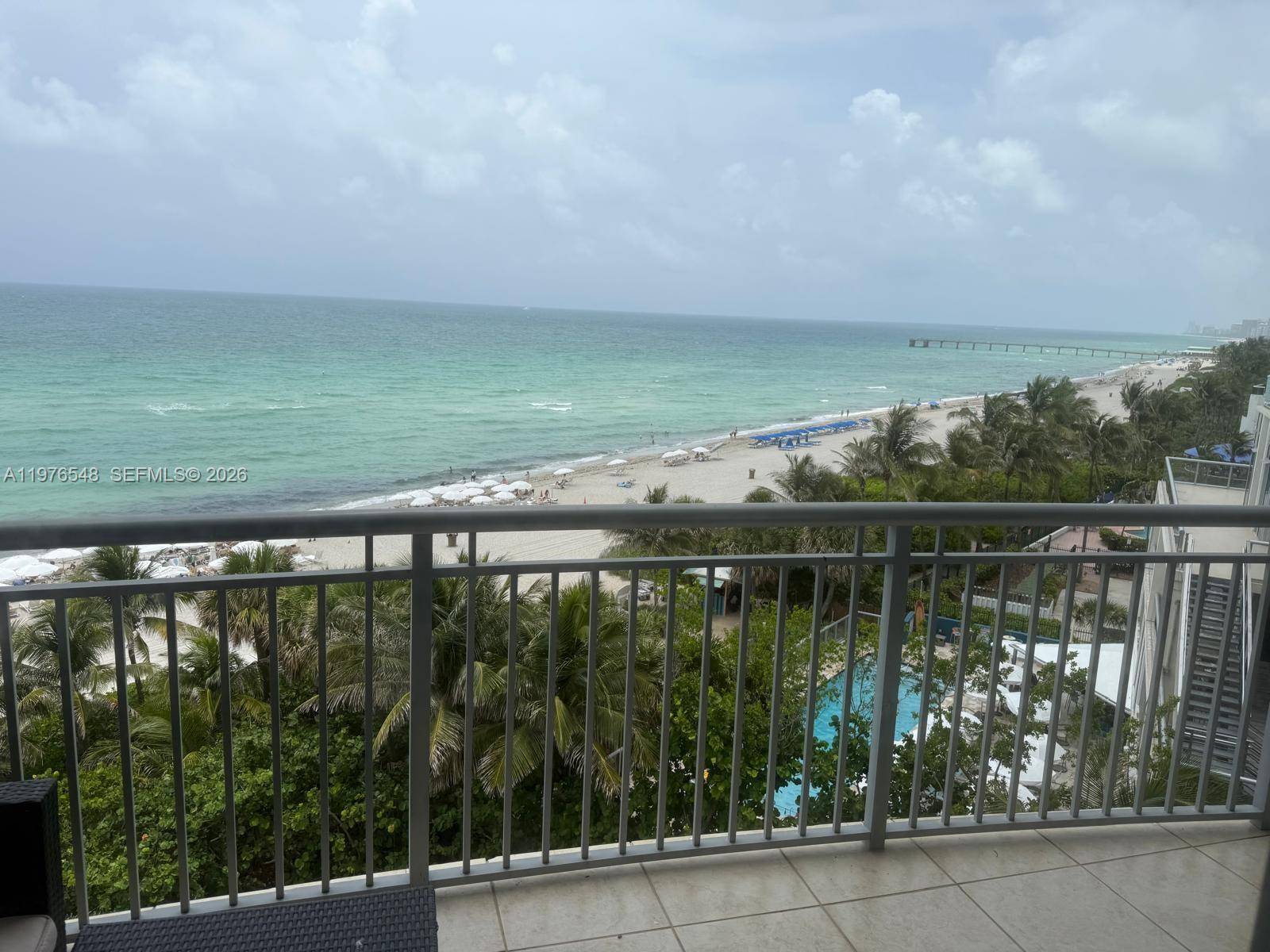 17375 Collins AveSunny Isles Beach - OCEAN POINT BEACH CLUB CO condo unit 702 - picture