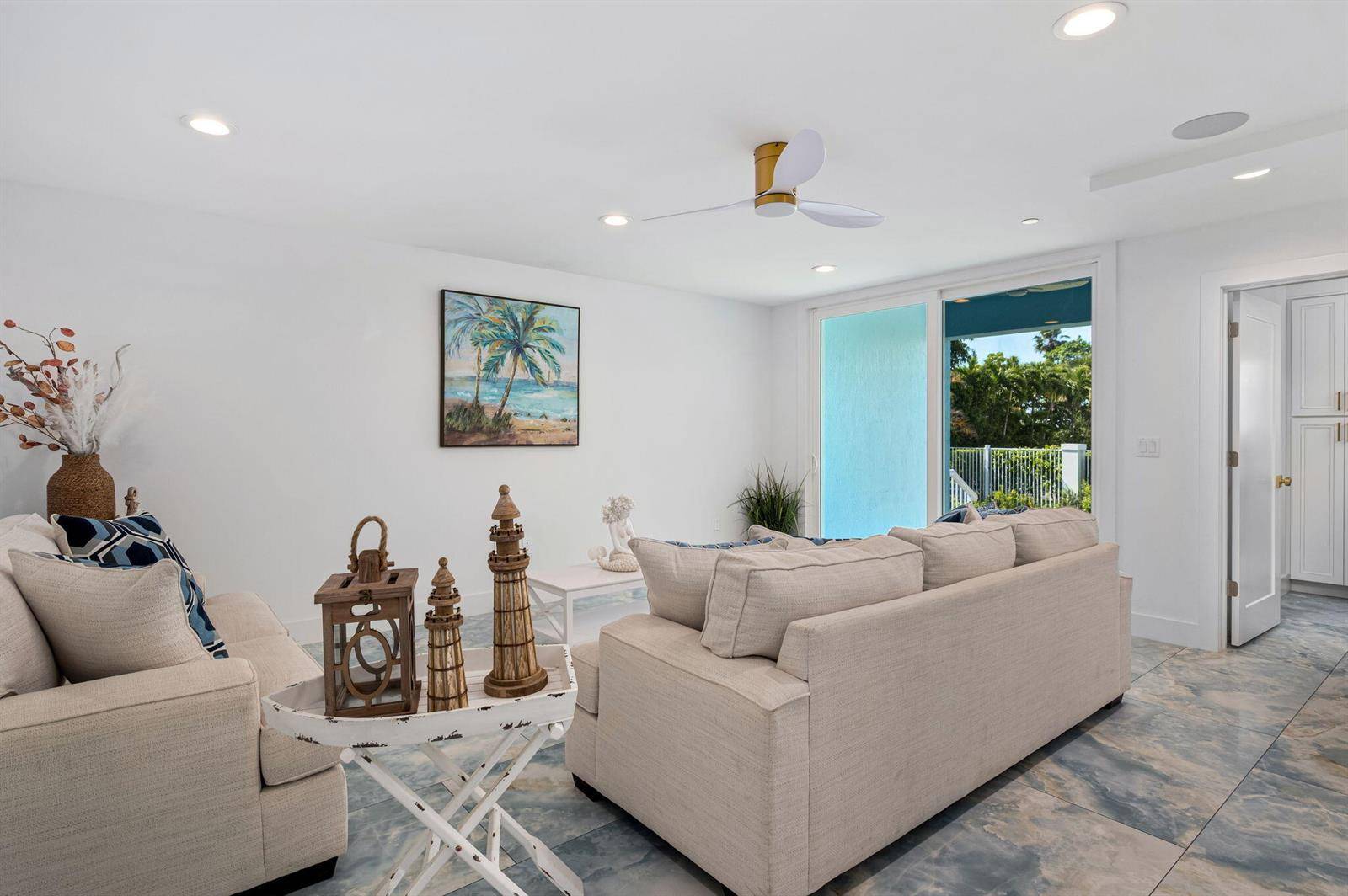 107 DesotaHutchinson Island - picture