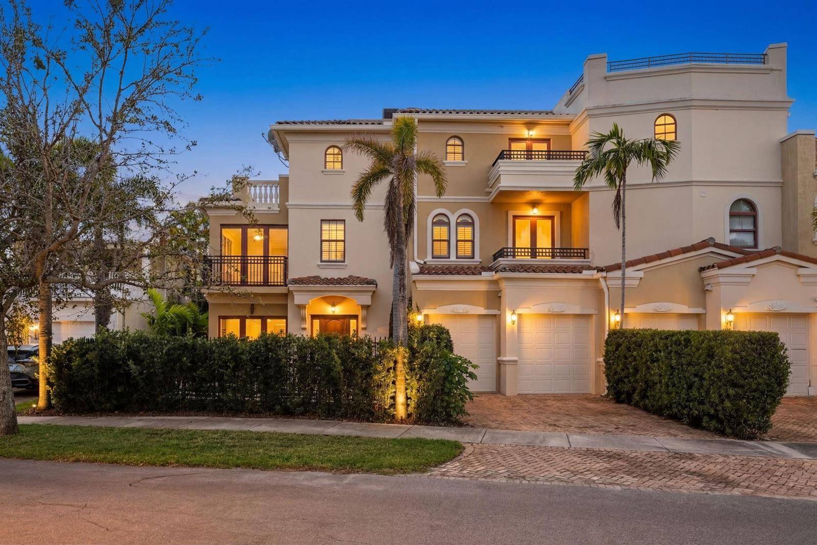 645 NE 17thFort Lauderdale - Seven Corners Townhomes condo unit 645 - picture