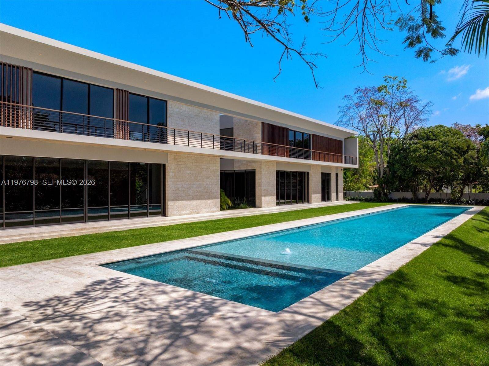 8755 SW 54th AveMiami - picture