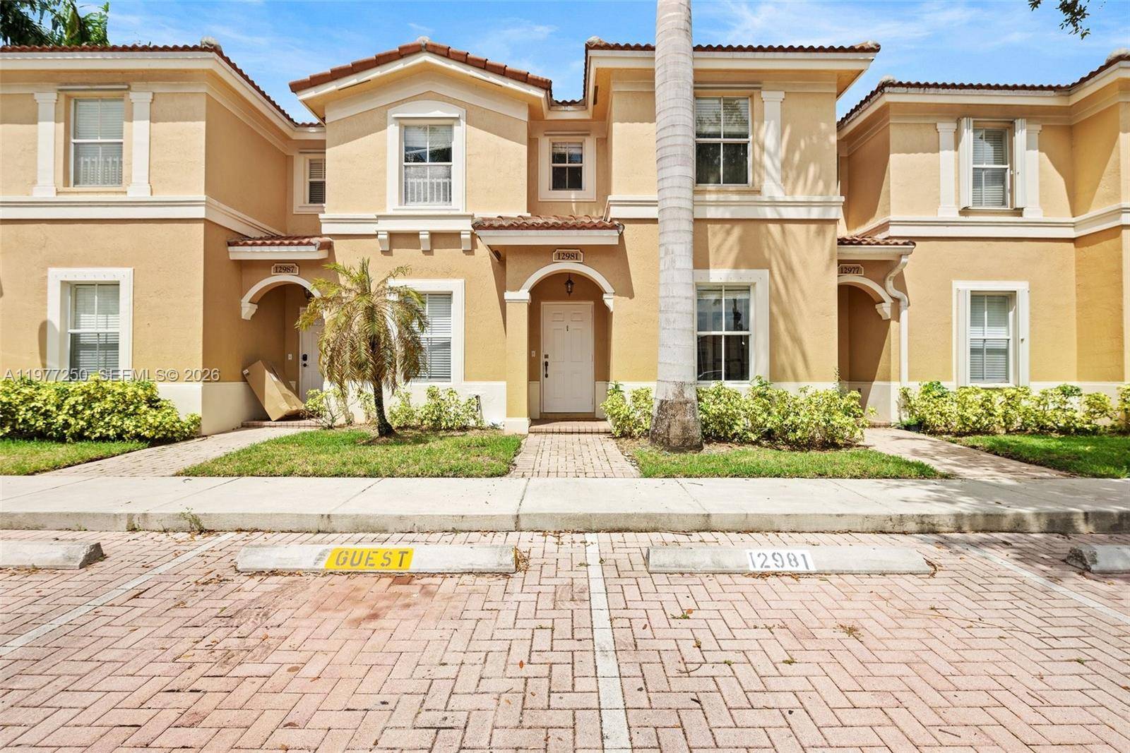 12981 SW 30th StMiramar - picture