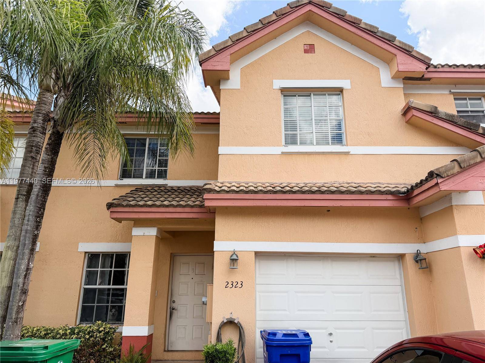 2323 SW 85WayMiramar - picture