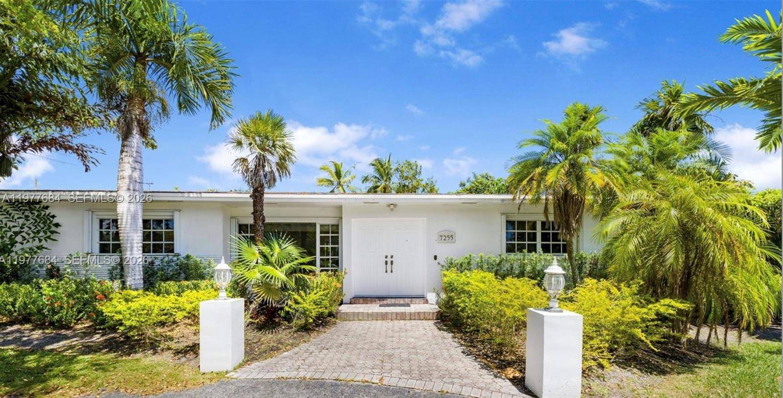 7255 SW 125th StPinecrest - picture