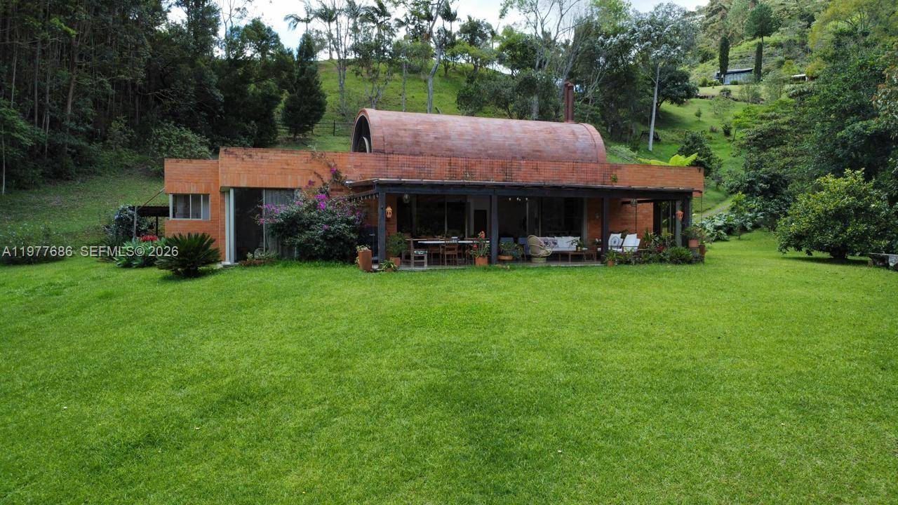 183 Parcelacion El Yarumo - picture