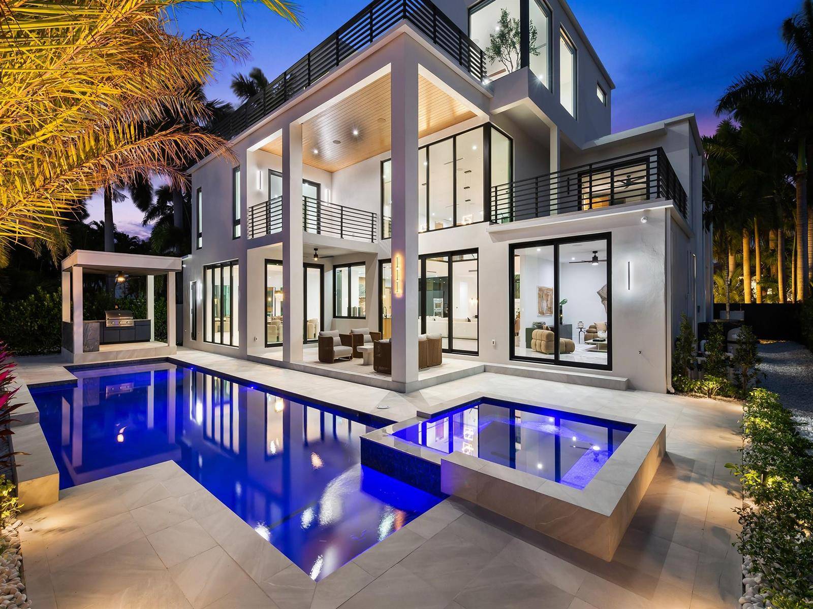 111 FiestaFort Lauderdale - picture