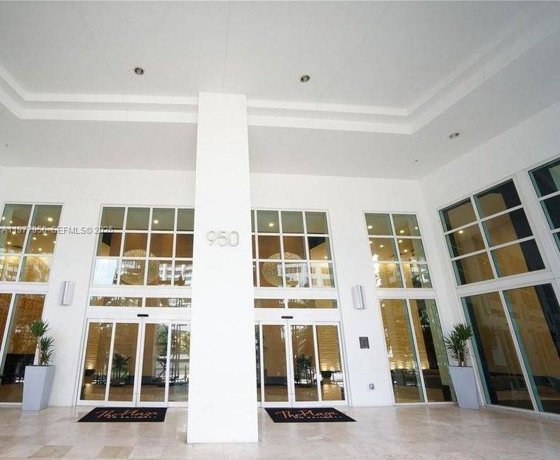 950 Brickell Bay DrMiami - Co-Op 5+ Stories,Condo condo unit 1107 - picture