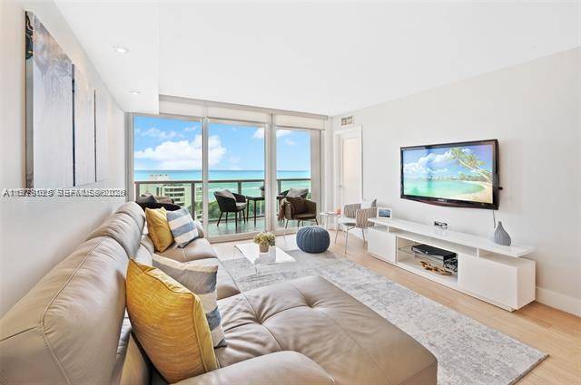 100 Bayview DrSunny Isles Beach - Condo/Co-Op/Annual,Condo condo unit 1407 - picture