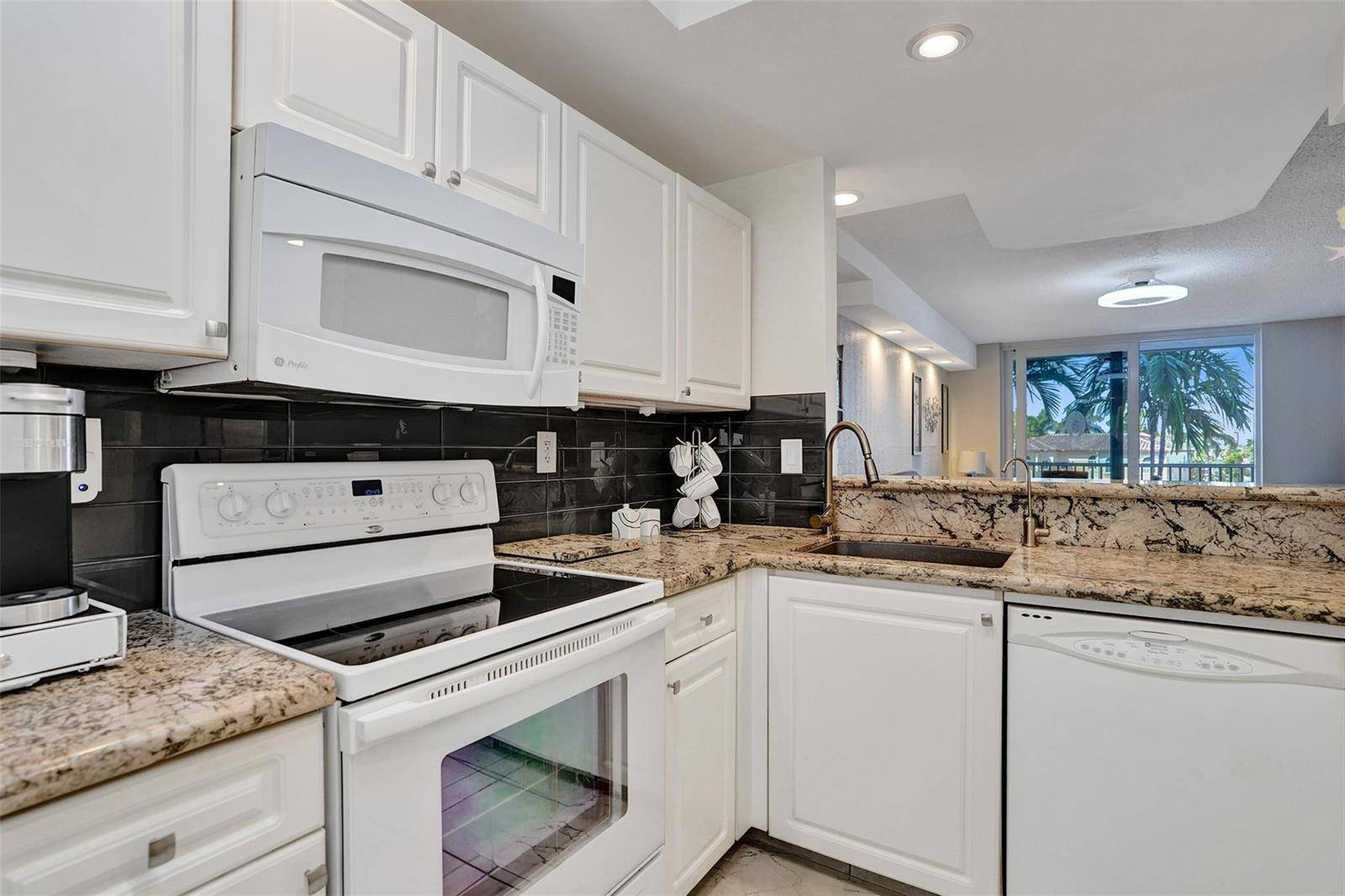 1391 S OceanPompano Beach - Delphi Towers condo unit 309 - picture