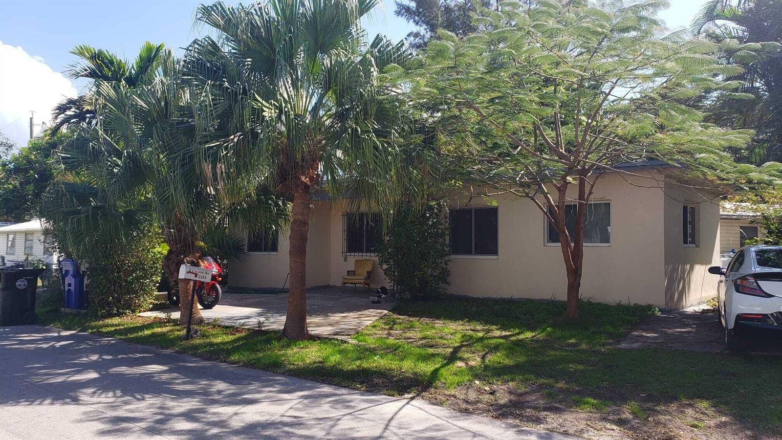 2334 NE 136thNorth Miami Beach - picture
