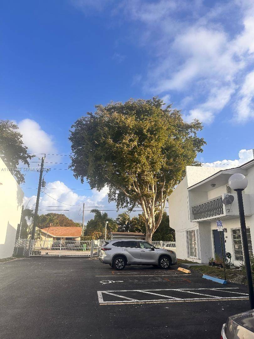 9400 SW 170th StPalmetto Bay - Townhouse condo unit 103 - picture
