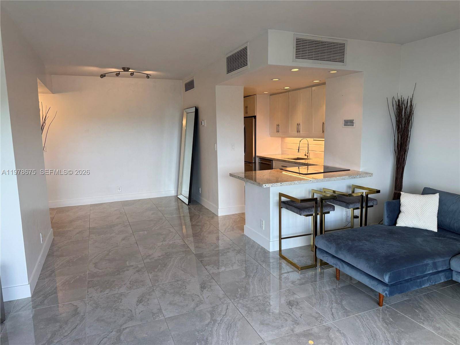 880 NE 69th StMiami - CLIPPER CONDO NO 1 condo unit 5Q - picture
