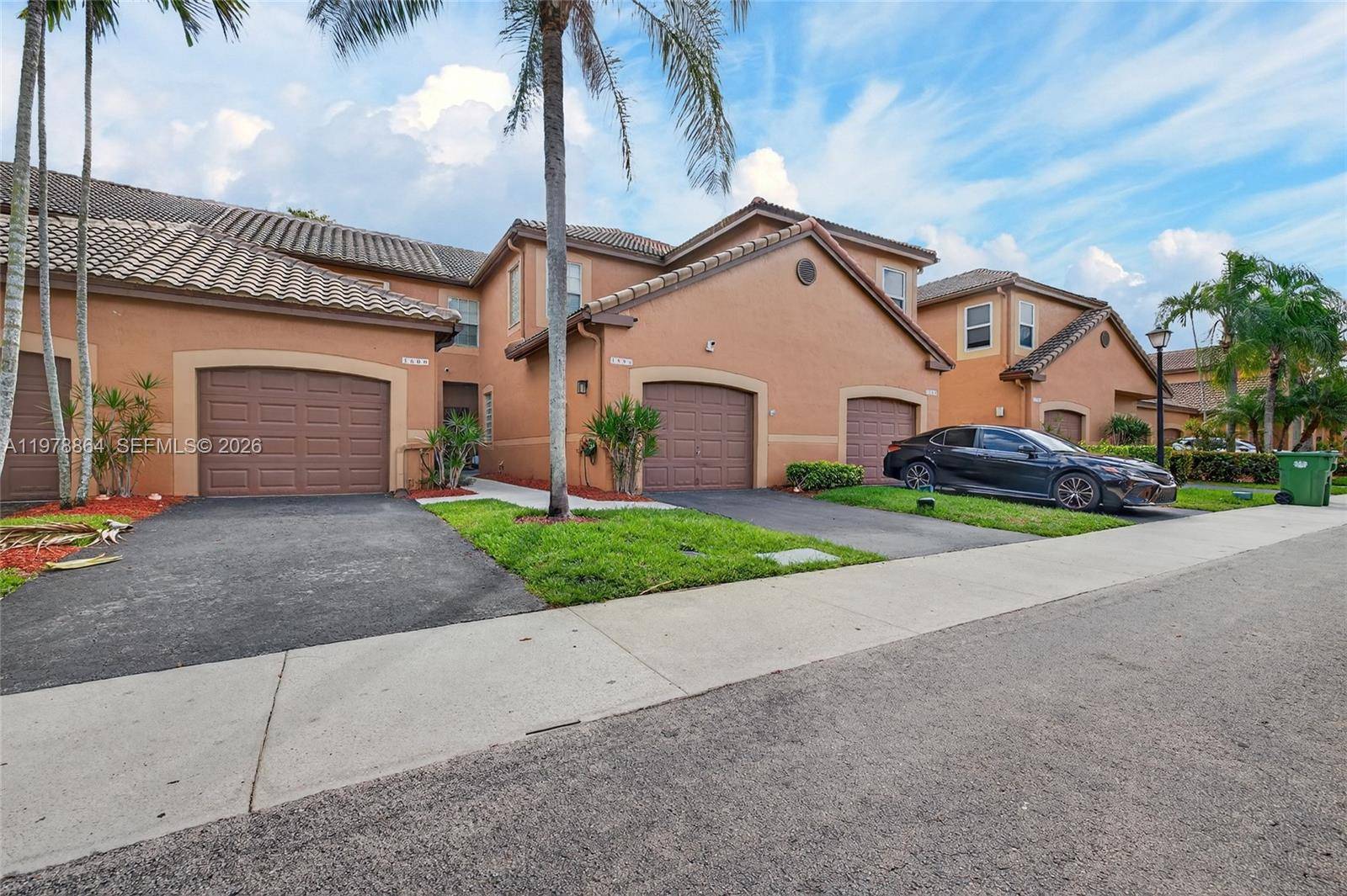 1594 Barcelona WayWeston - Townhouse condo unit 5-18 - picture