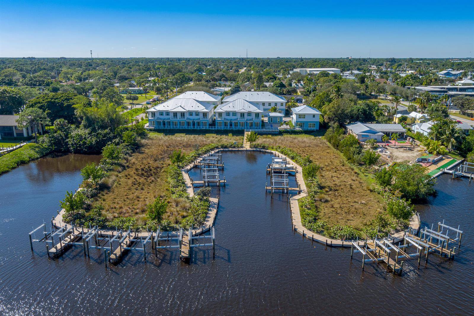 4692 SE ManateeStuart - picture