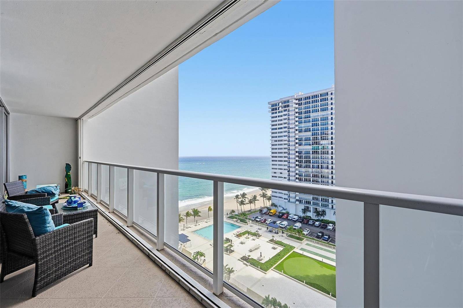 4300 N OceanFort Lauderdale - PLAZA EAST CONDO,PLAZA EAST condo unit 14g - picture