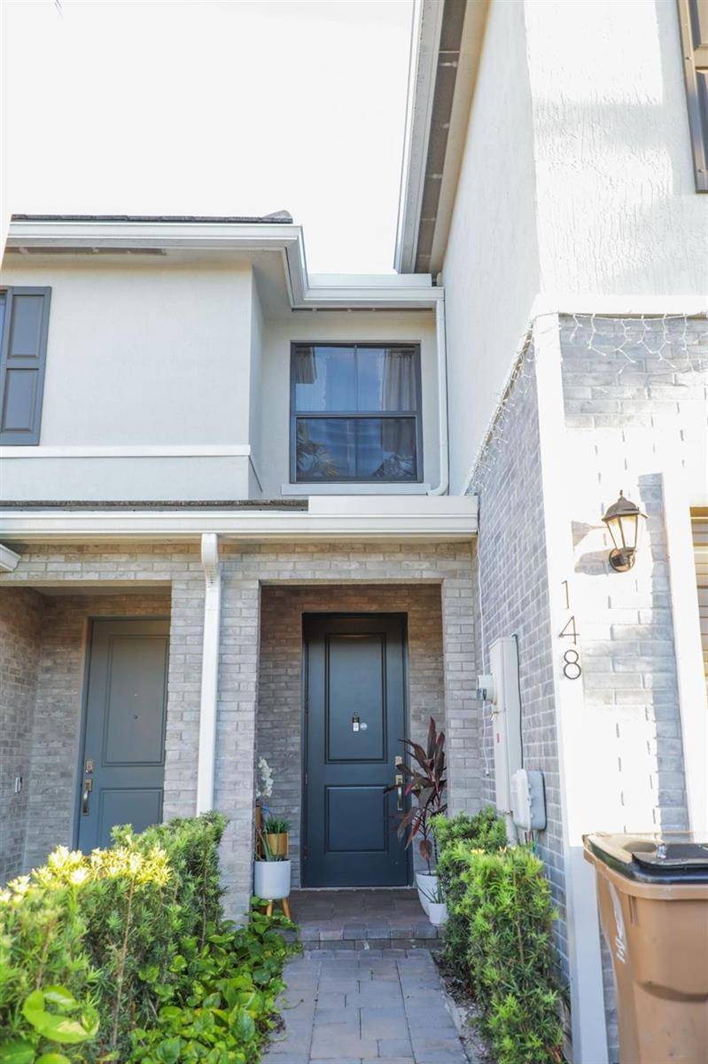 148 SE 5thDeerfield Beach - picture