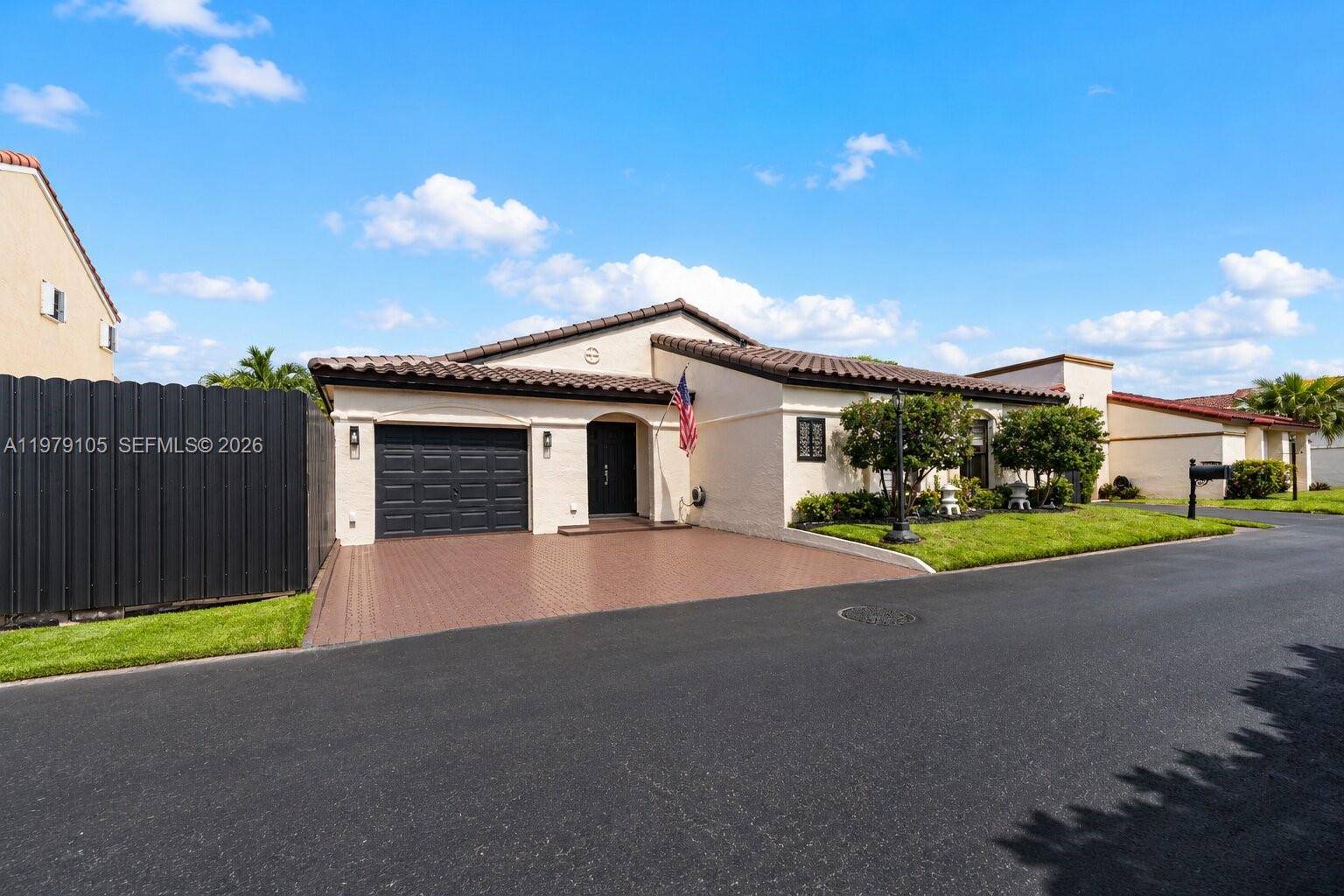 536 SW 88th CtMiami - picture