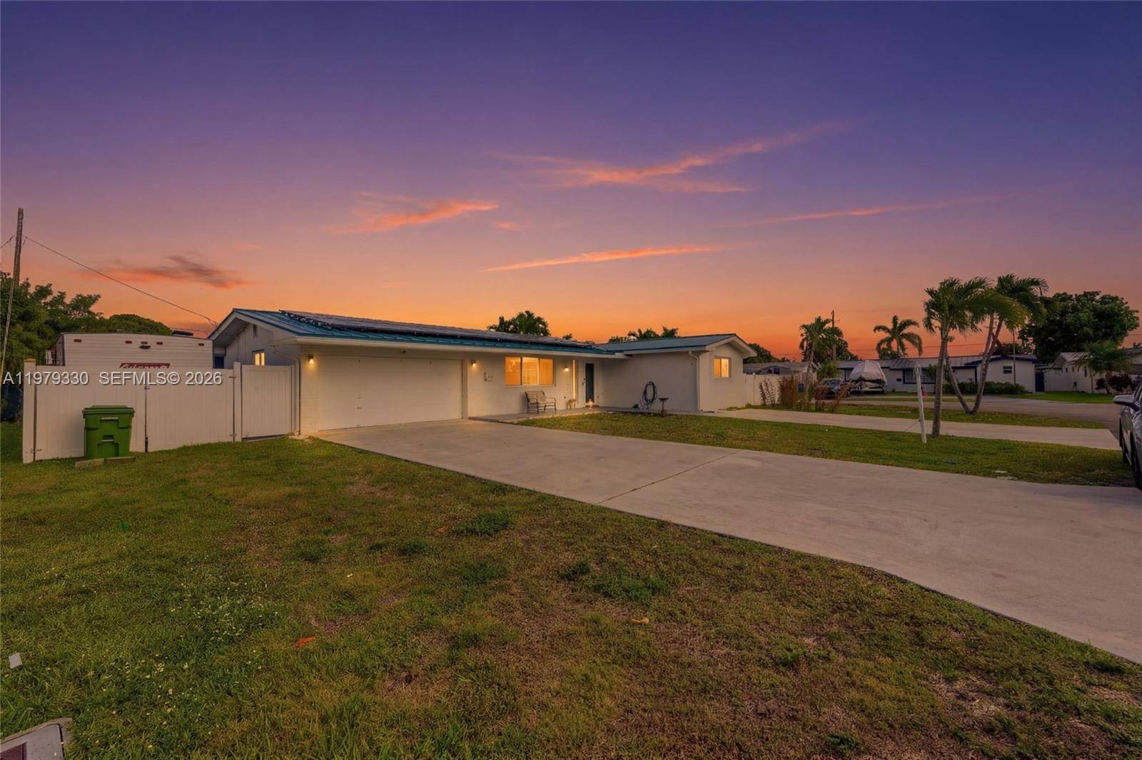 1101 NW 86th TerPembroke Pines - picture