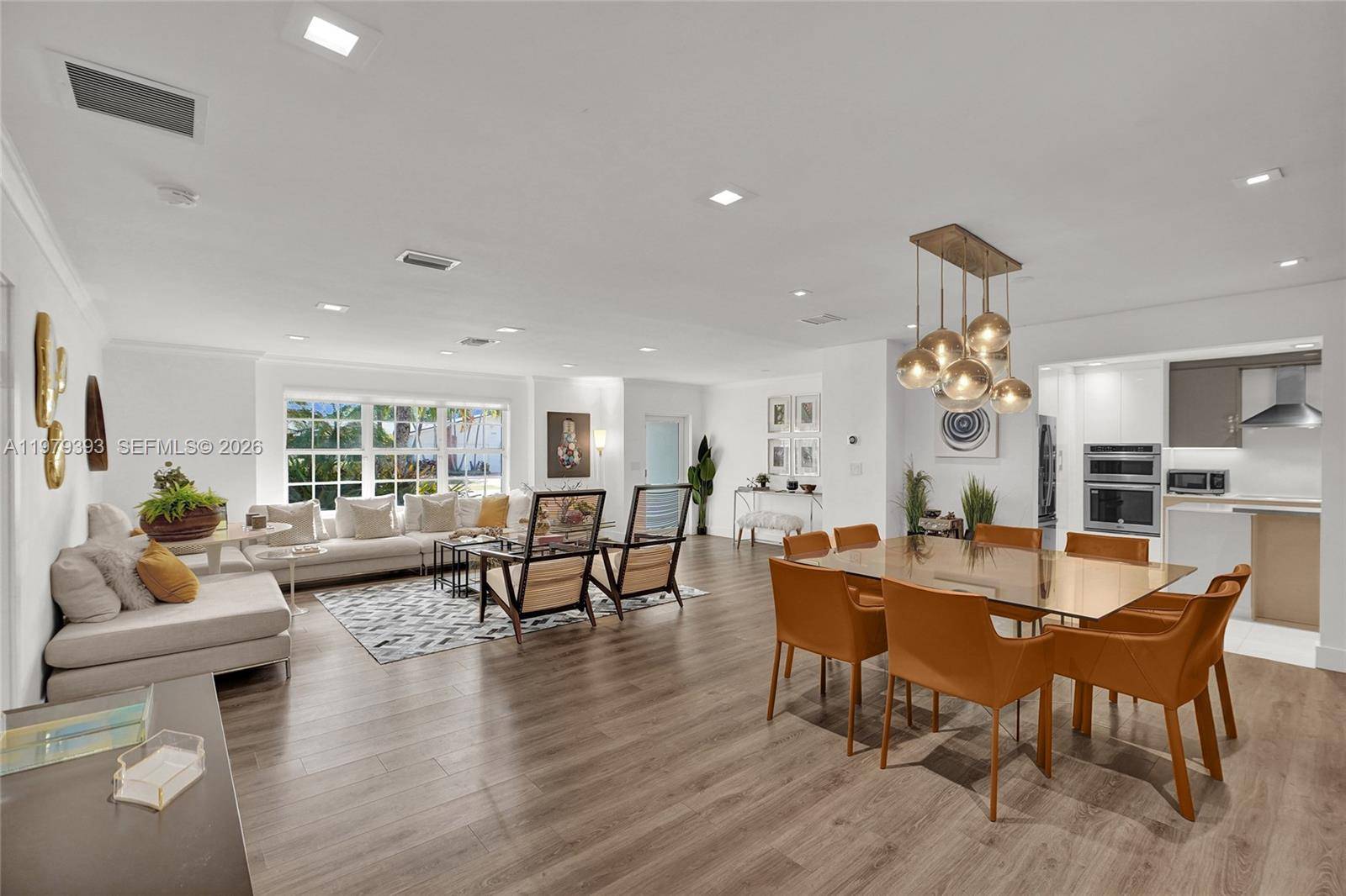 2301 NE 196th StMiami - picture