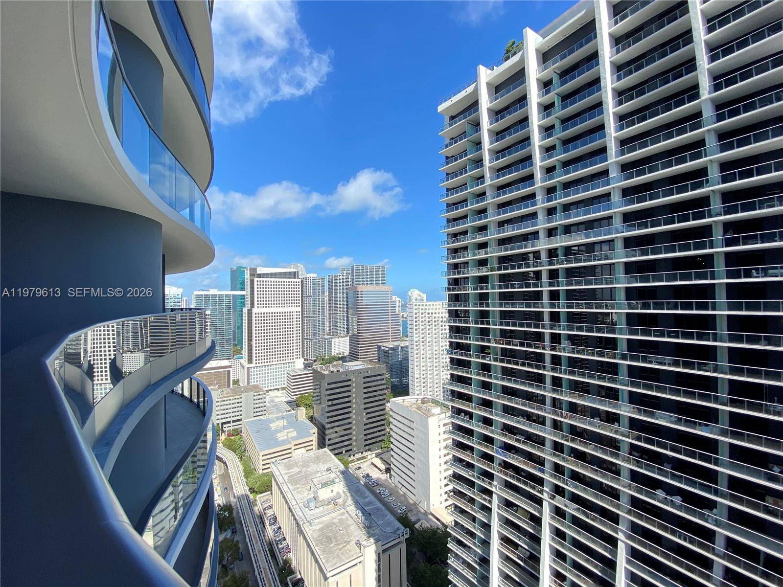 1000 Brickell PlazaMiami - Brickell Flatiron condo unit 3807 - picture