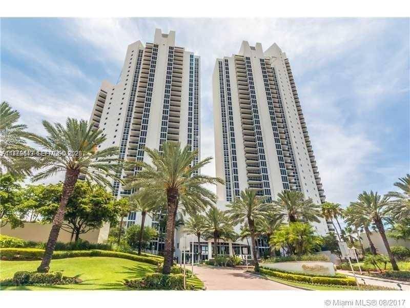 19111 Collins AveSunny Isles Beach - Condo/Co-Op/Annual,Condo condo unit 1703 - picture