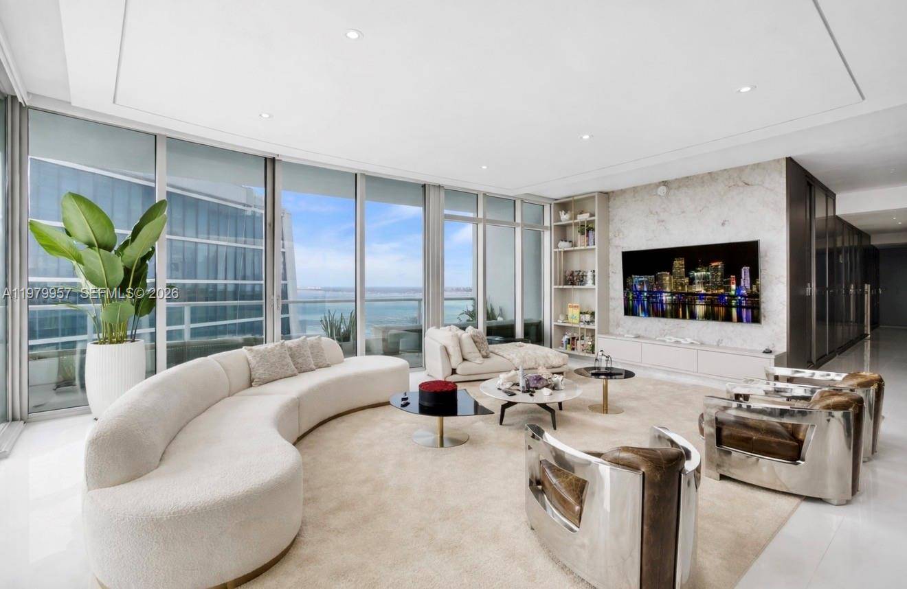 900 Biscayne BlvdMiami - Condo 5+ Stories,Condo condo unit PH6109 - picture