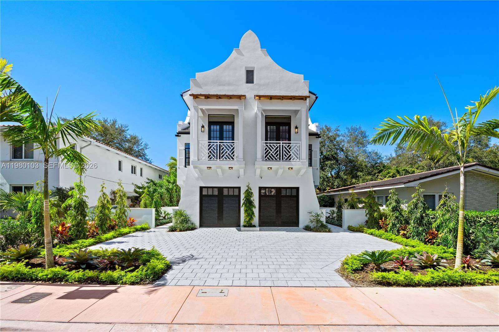 2710 + 2712 S Le Jeune RdCoral Gables - picture
