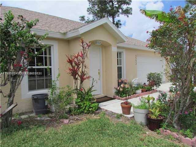 3352 SW Himango StPort St. Lucie - picture