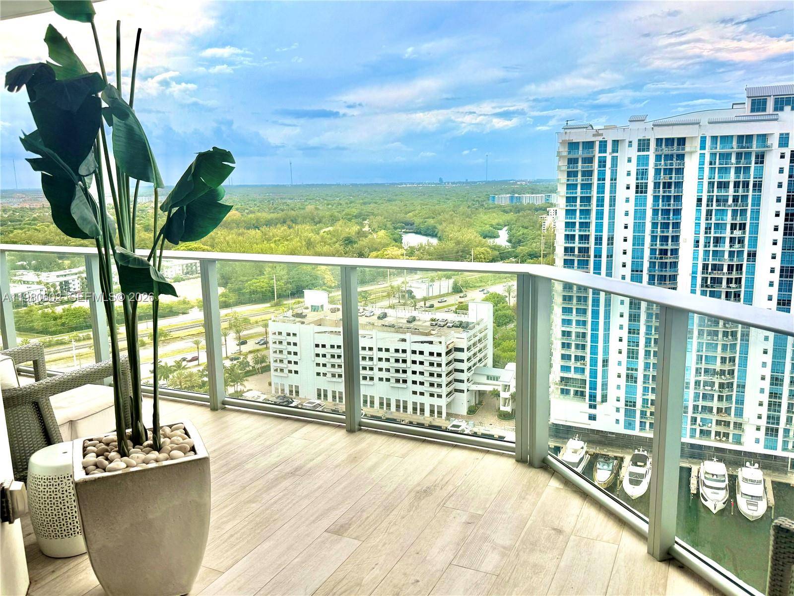 17111 Biscayne BlvdNorth Miami Beach - Condo 5+ Stories,Condo condo unit 2305 - picture