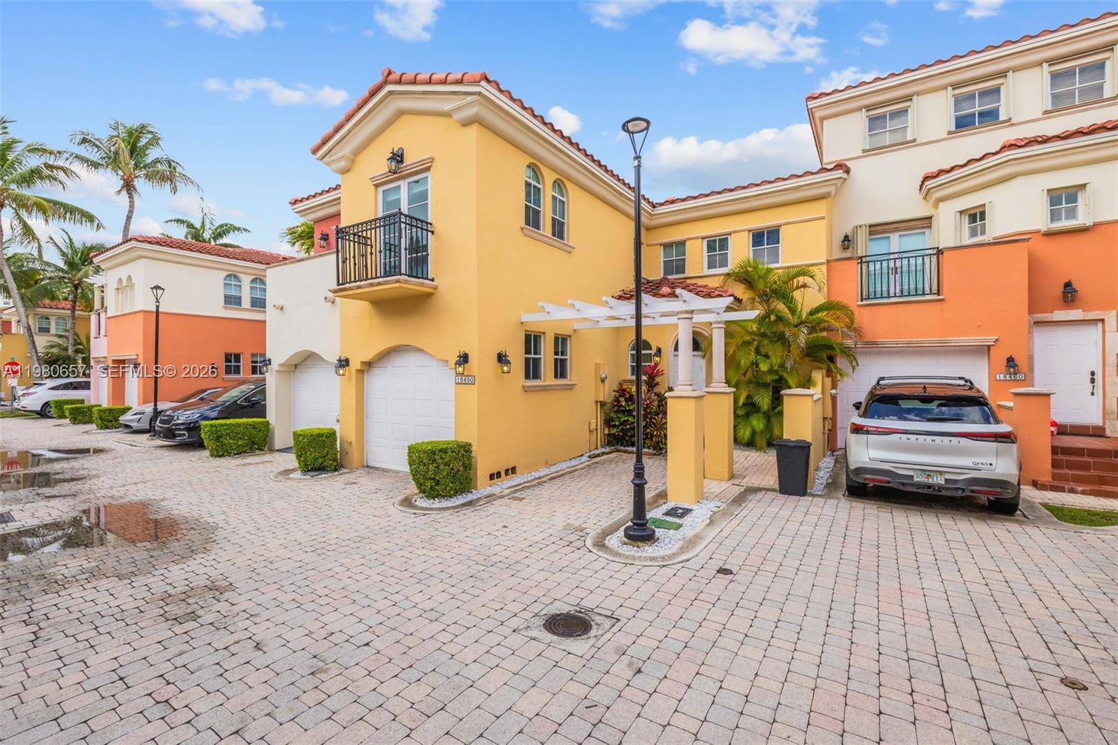 18450 NE 30th placeAventura - picture