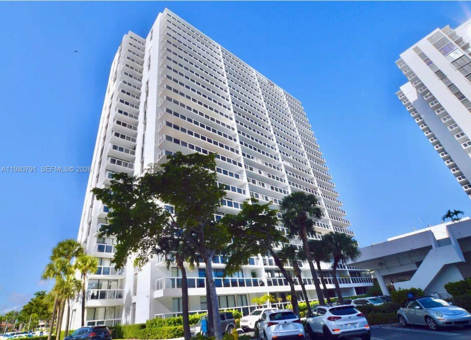 20505 E Country Club DrAventura - Condo 1-4 Stories,Condo condo unit 534 - picture
