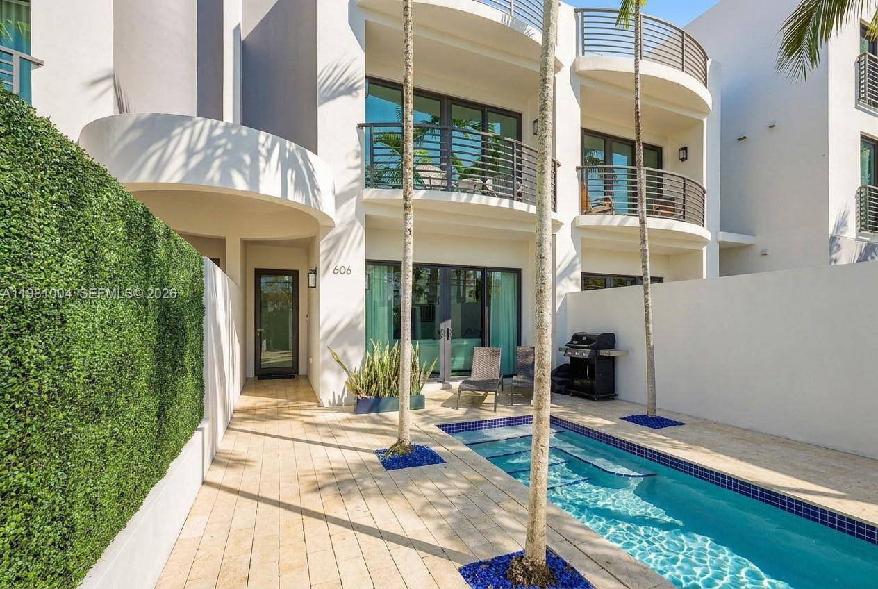 606 NE 14th AveFort Lauderdale - picture