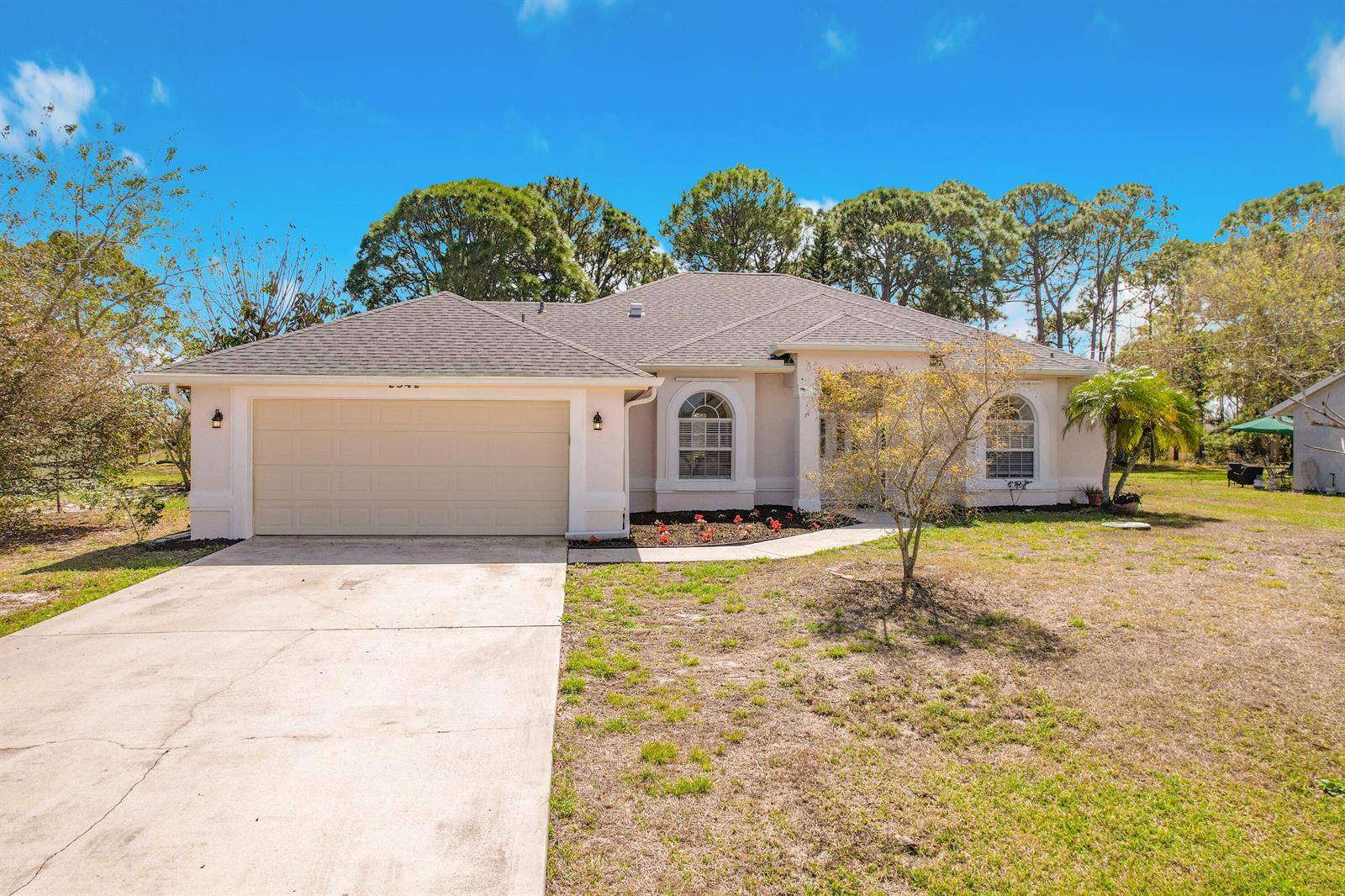 2342 SE GrandPort St. Lucie - picture