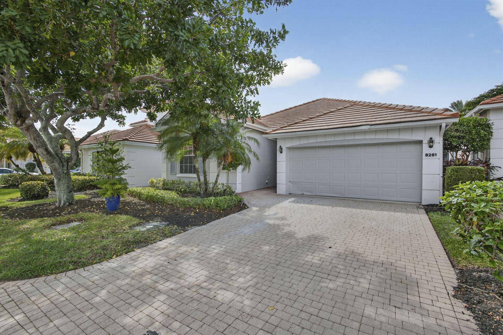 8281 Heritage Club DrWest Palm Beach - picture