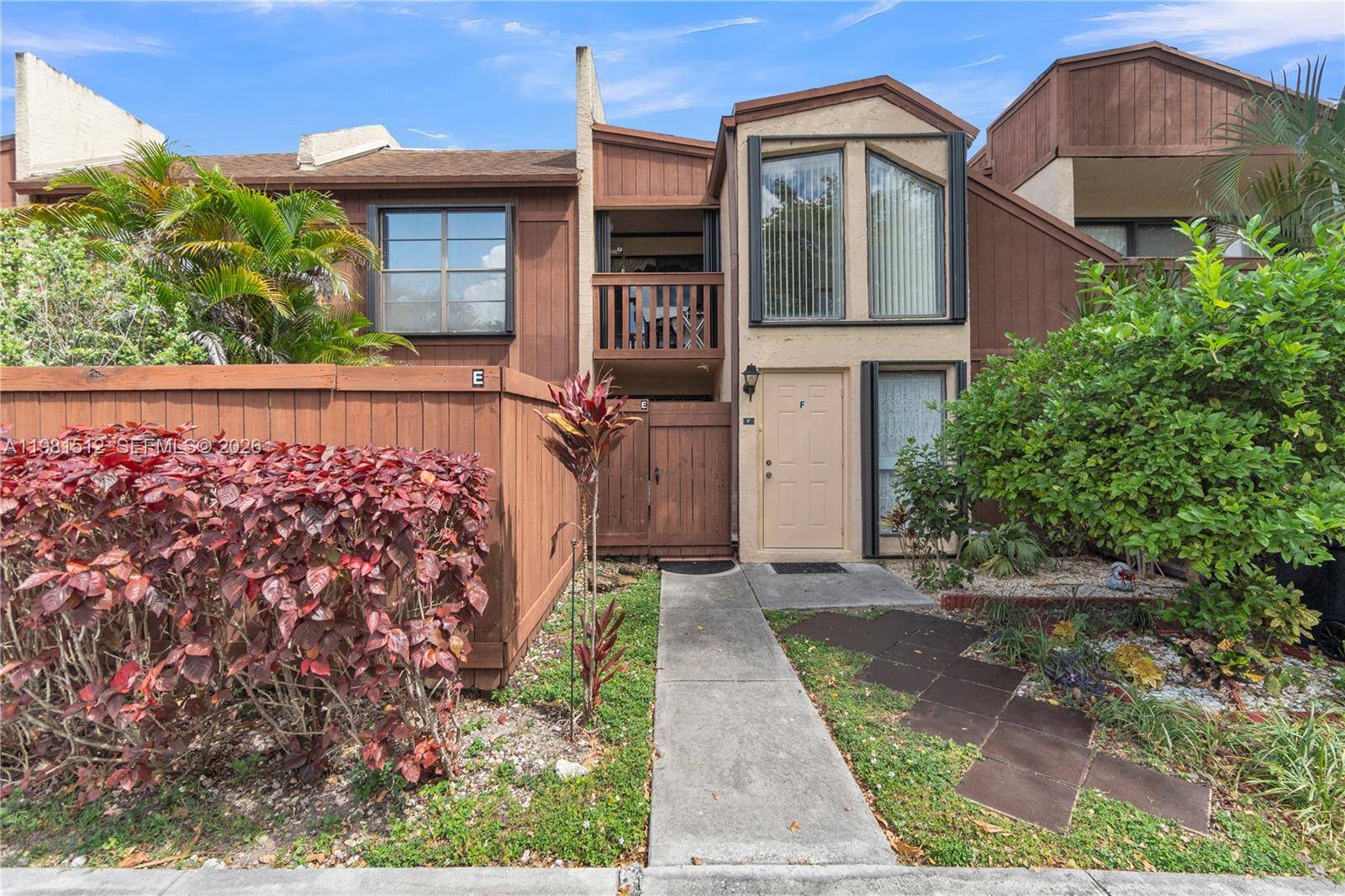 6411 SW 116th CtMiami - Townhouse,Condo condo unit E - picture