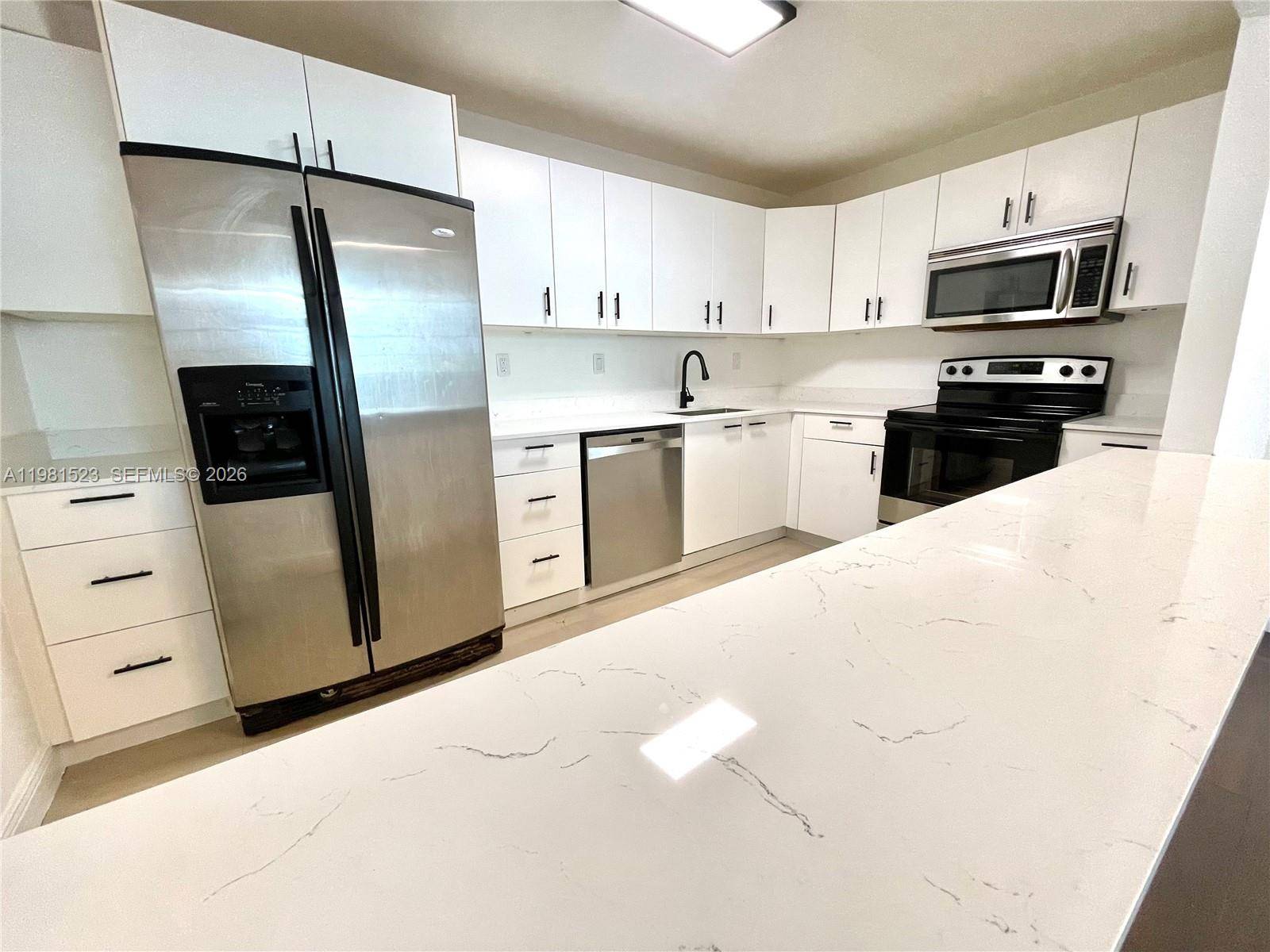 19390 Collins AveSunny Isles Beach - Condo 5+ Stories,Condo condo unit 316 - picture