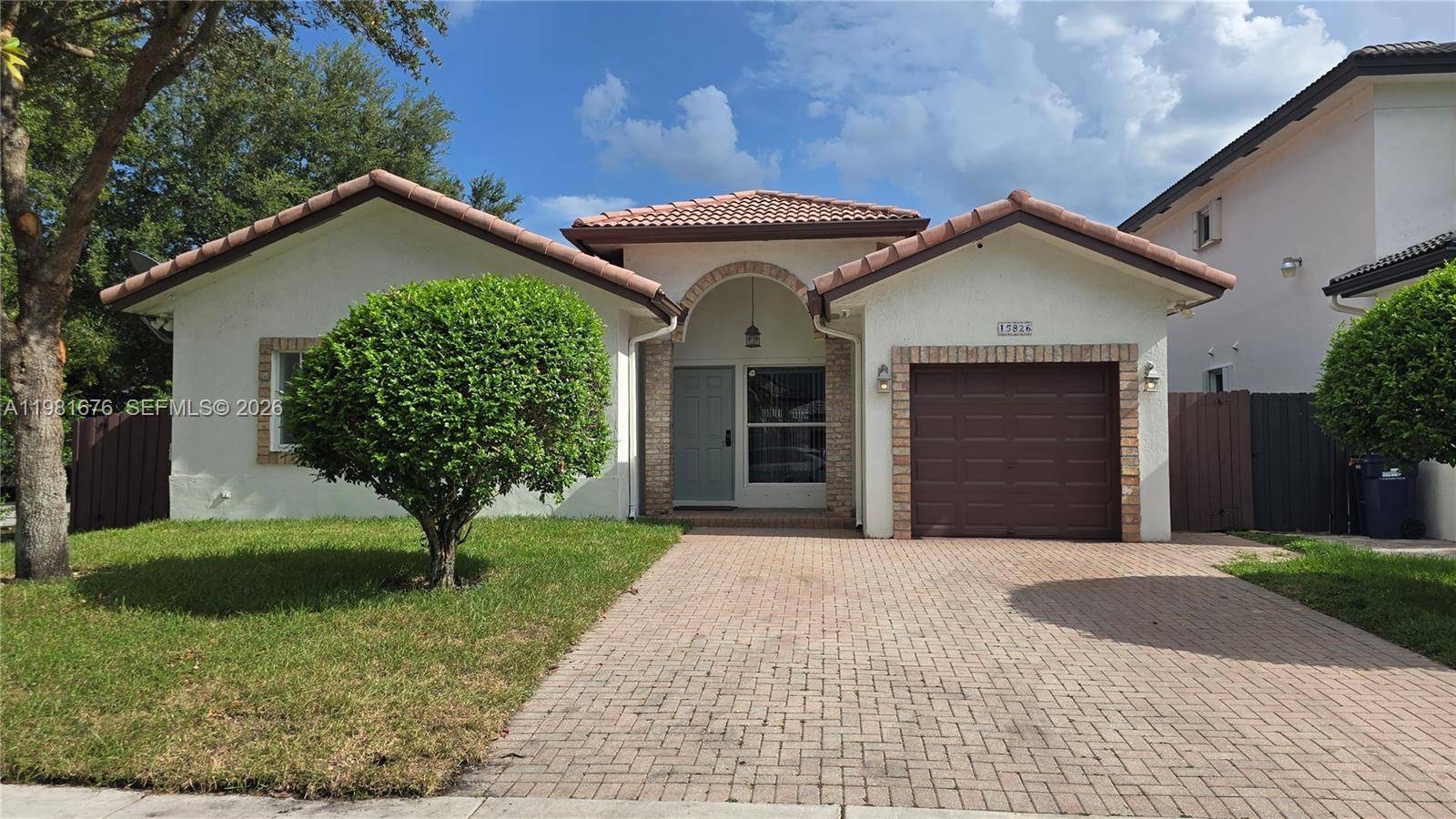 15826 SW 138th TerMiami - picture