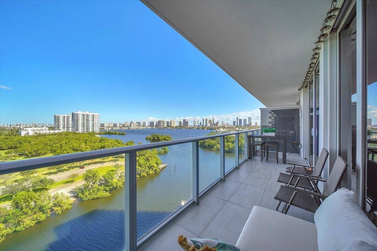 16385 Biscayne BlvdNorth Miami Beach - THE HARBOUR NORTH CONDO,THE HARBOUR NORTH condo unit 1104 - picture
