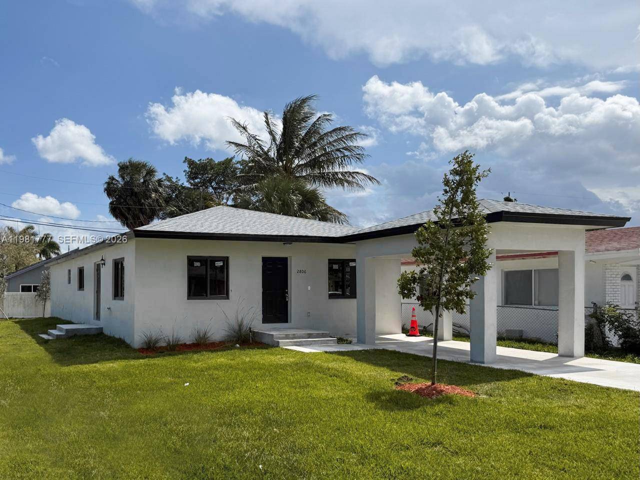 2806 NW 9th CtFort Lauderdale - picture