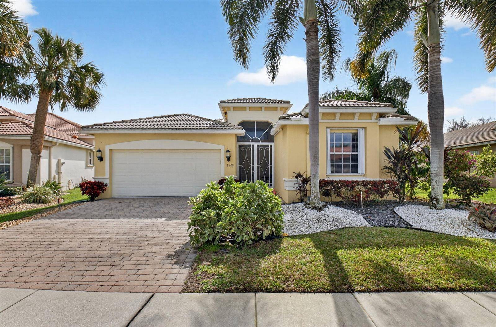 8208 PariniLake Worth - picture