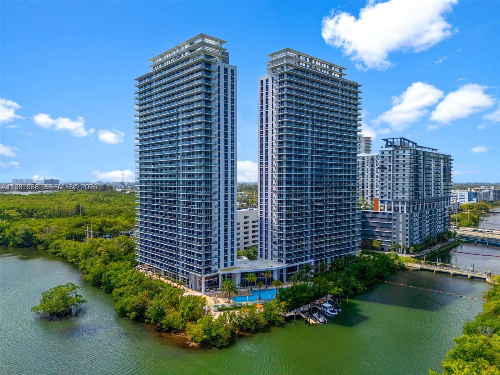 16385 Biscayne BlvdNorth Miami Beach - Condo 5+ Stories,Condo condo unit 3201 - picture