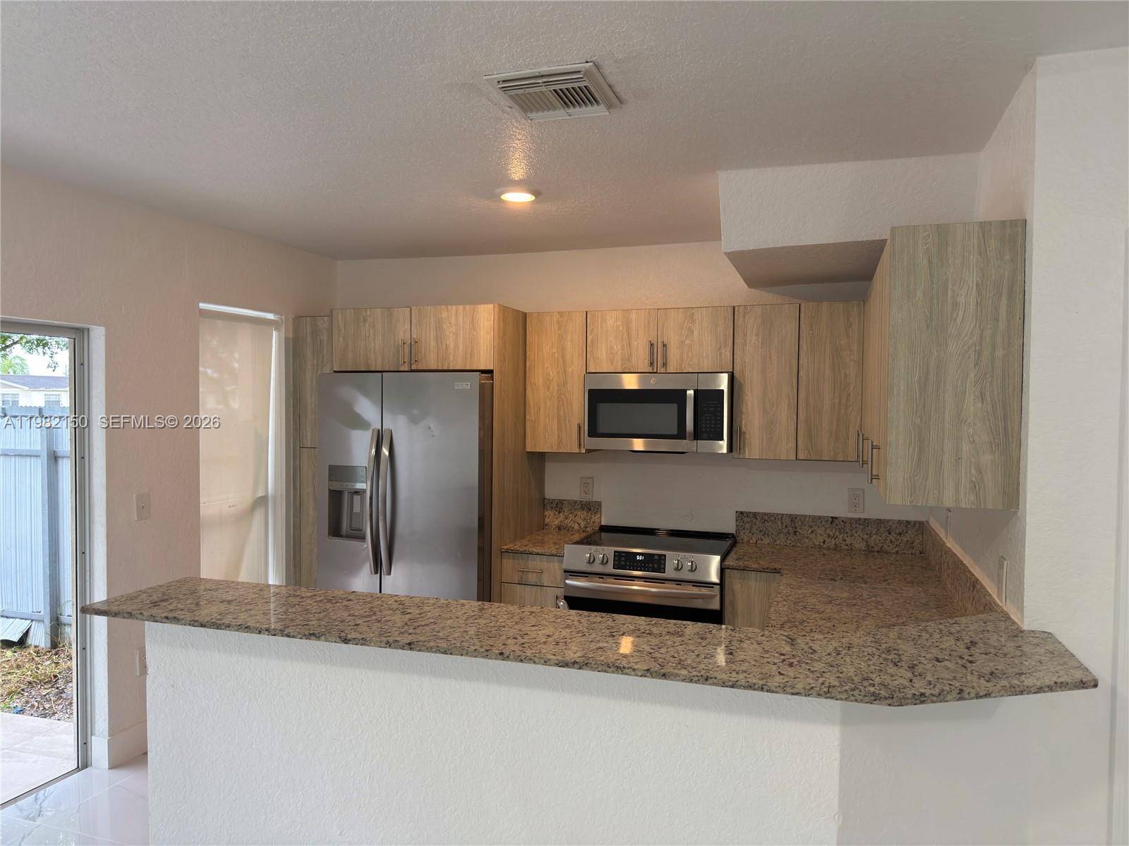 689 NW 6th StFlorida City - Townhouse/Villa-Off Season,Townhouse condo unit 689 - picture